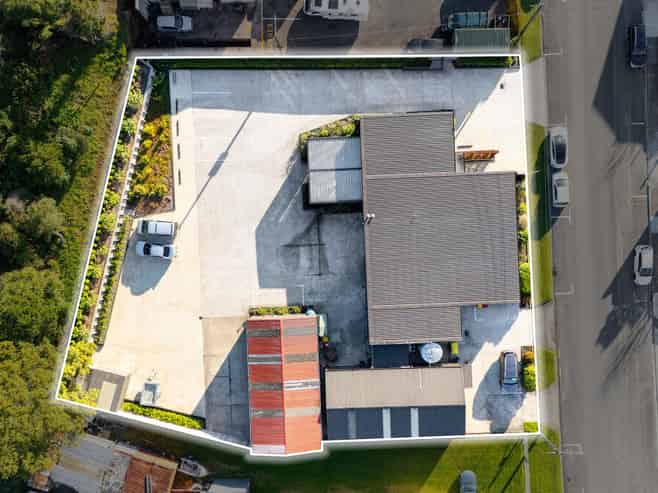 Modern investment with award winning tenant