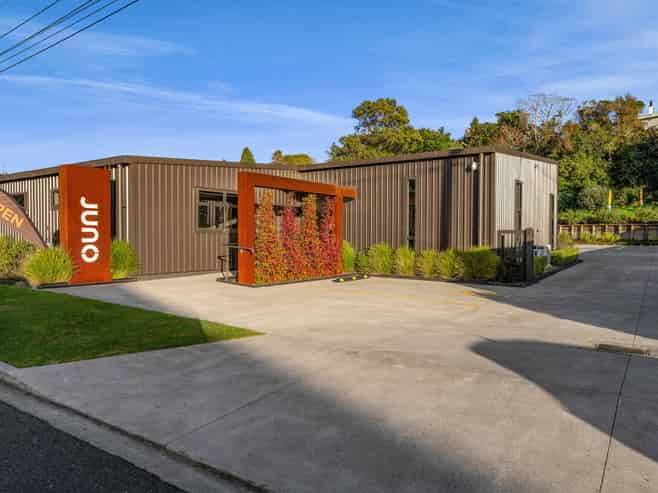 Modern investment with award winning tenant