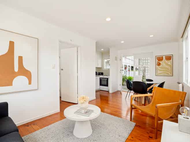 1/5 Edgars Road, Westmere