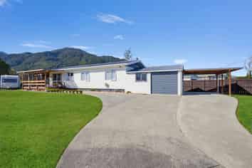 24 Stirling Street, Te Aroha