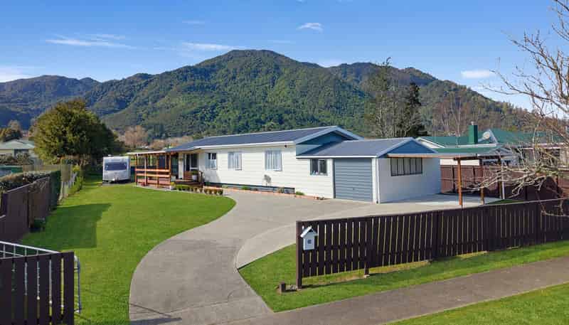 24 Stirling Street, Te Aroha