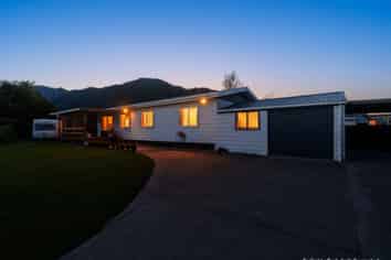 24 Stirling Street, Te Aroha