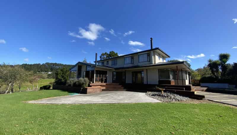 72 Ireland Road, Waitoki