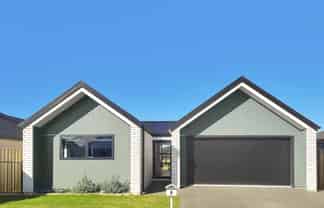 8 Cousins Street, Ravenswood