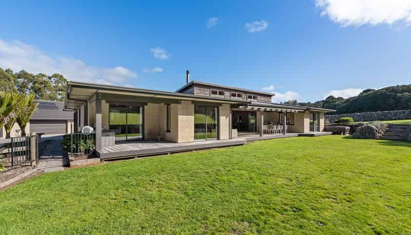 16 Pennyroyal Place, Kamo