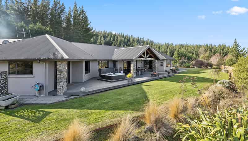 42 Woodside Road, Woodside