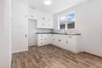 11 Bartholomew Road, Levin