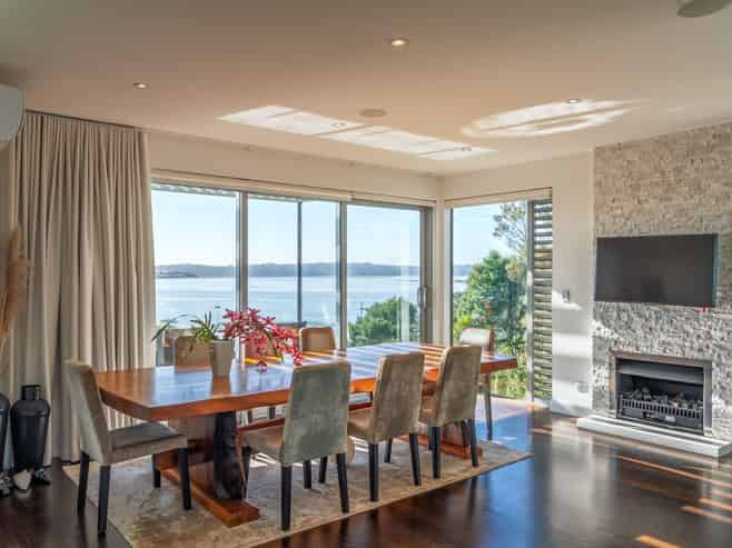 28 Mansion Court, West Harbour
