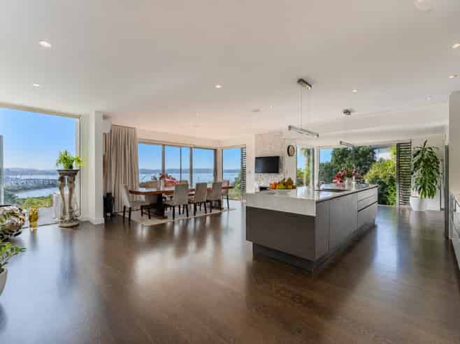 28 Mansion Court, West Harbour
