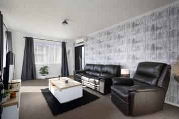 2/120 Nayland Road, Stoke