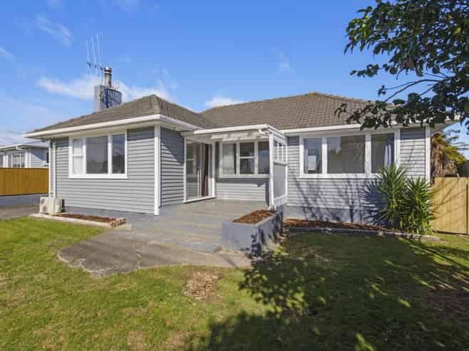 58 Power Street, Levin