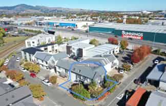 Versatile Office & Warehouse