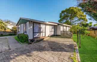 4 Barneys Farm Road, Clendon Park