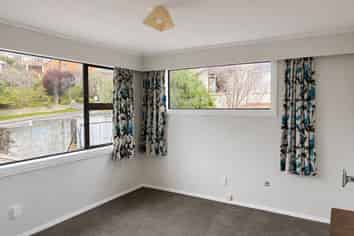 16 Kinmont Crescent, Mosgiel