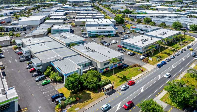 C4/27-29 William Pickering Drive, Rosedale
