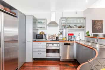 22 Egmont Street, Te Aro