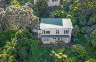 Unit B/51B Barnard Street , Wadestown