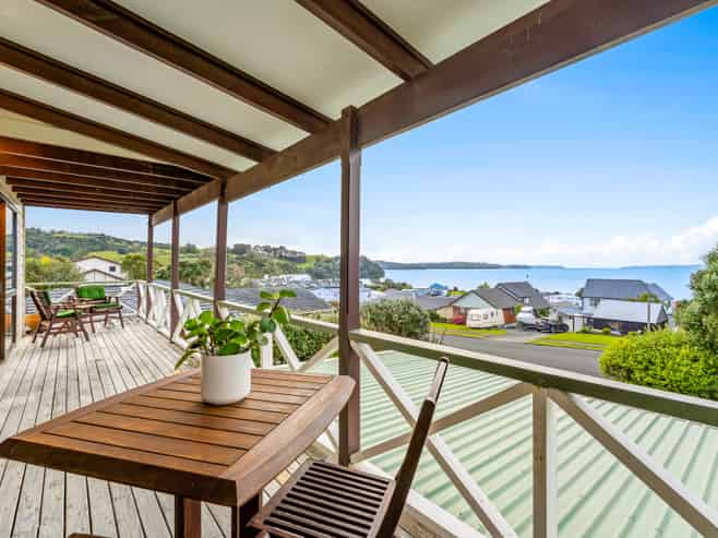 20 Aurora Avenue, Snells Beach
