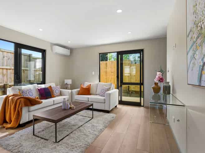13 Hilda Place, Favona