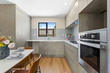 13E Hilda Place, Favona