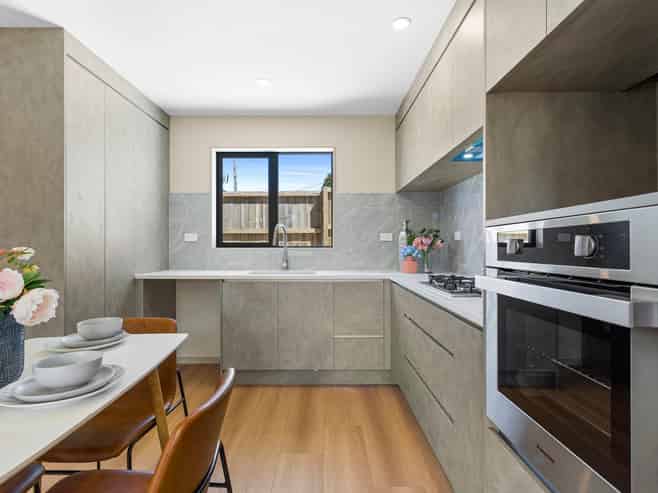 13E Hilda Place, Favona