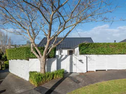 20 Sunny Brae Crescent, Westmere