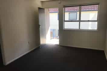 6/5 Richmond Street, Hamilton Central