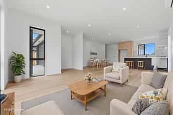  8 Kakano Street, Clevedon