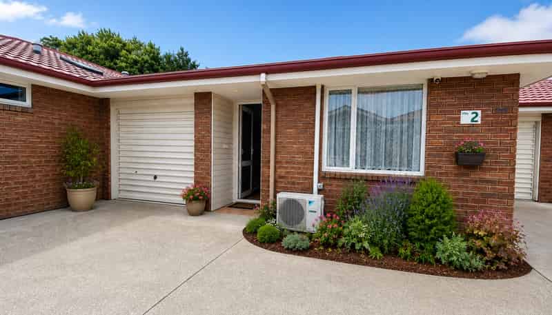 2/148 Riccarton Road, Riccarton