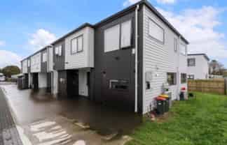 17E Brightwell Street, Papakura