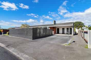 15 Barrett Street, Westown