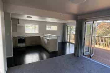 45 Sea View Road, Ostend