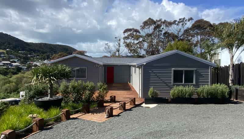 45 Sea View Road, Ostend
