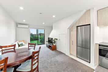 2/81 Mohua Lane, Upper Riccarton