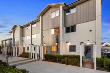 2/81 Mohua Lane, Upper Riccarton