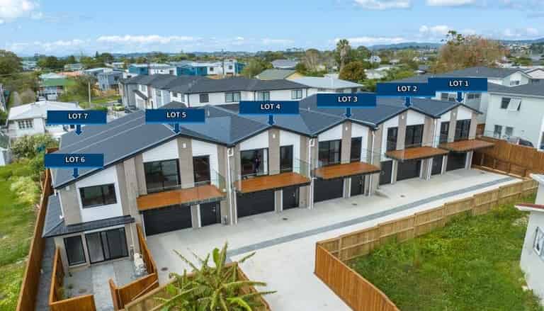 20a Sabot Place, Massey