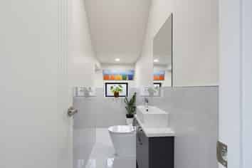 28 Crossgar Road, Flat Bush