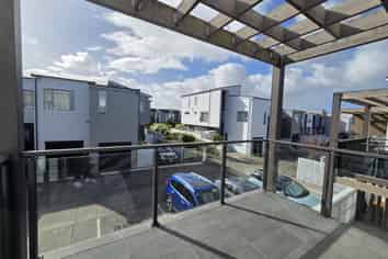 19 Tuatua Road, Hobsonville