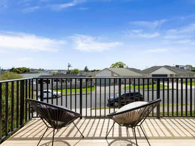 8 Baird Street, Howick