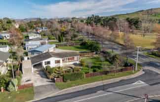 1 Beach Street, Waikouaiti