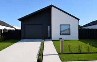 9 Bittern Road, TE KAUWHATA