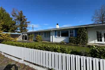 1 Tennent Court, Marton