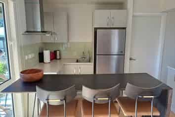 1/176 Quebec Road, Washington Valley