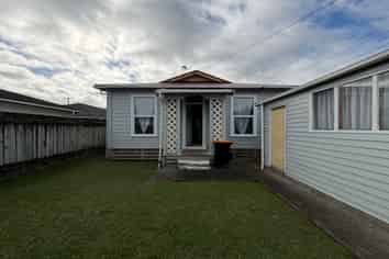 6 Carlisle Street, Milson