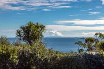 54 Belle Terrace, Waiheke Island