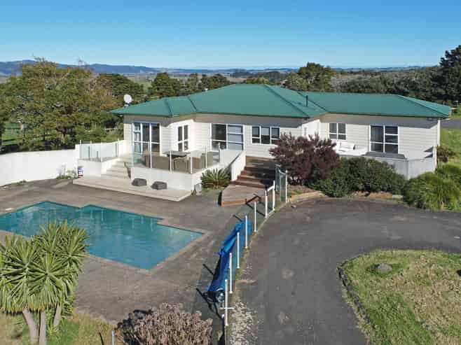 41 Rasmussen Road, Aka Aka