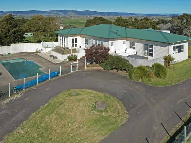 41 Rasmussen Road, Aka Aka