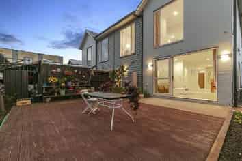 2 Flounder Rd, Hobsonville