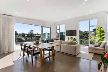 26A Henriette Place, Totara Park