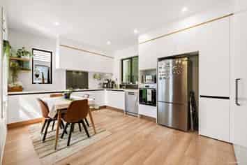 6/4 Edgerton Road, Te Atatu Peninsula
